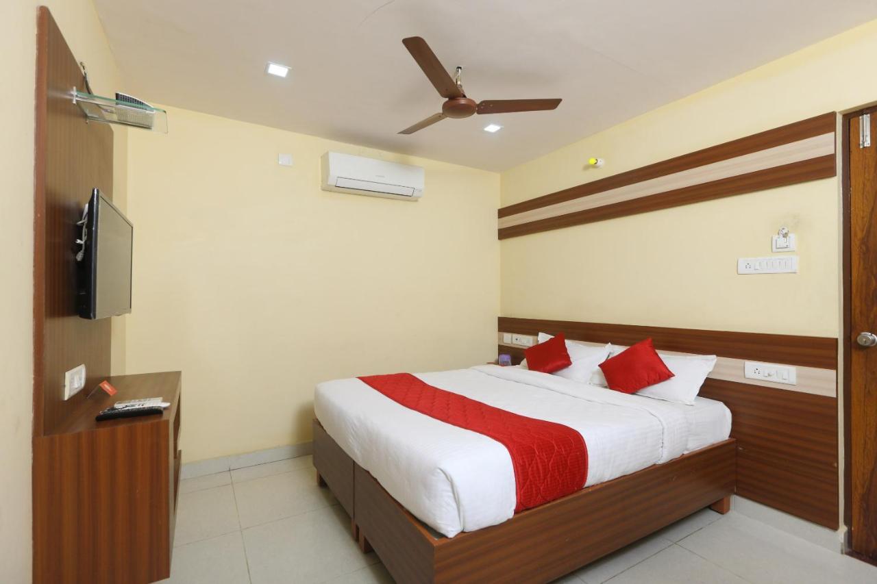 Hotel Oyo 7224 Krishna Prasad Chennai Esterno foto