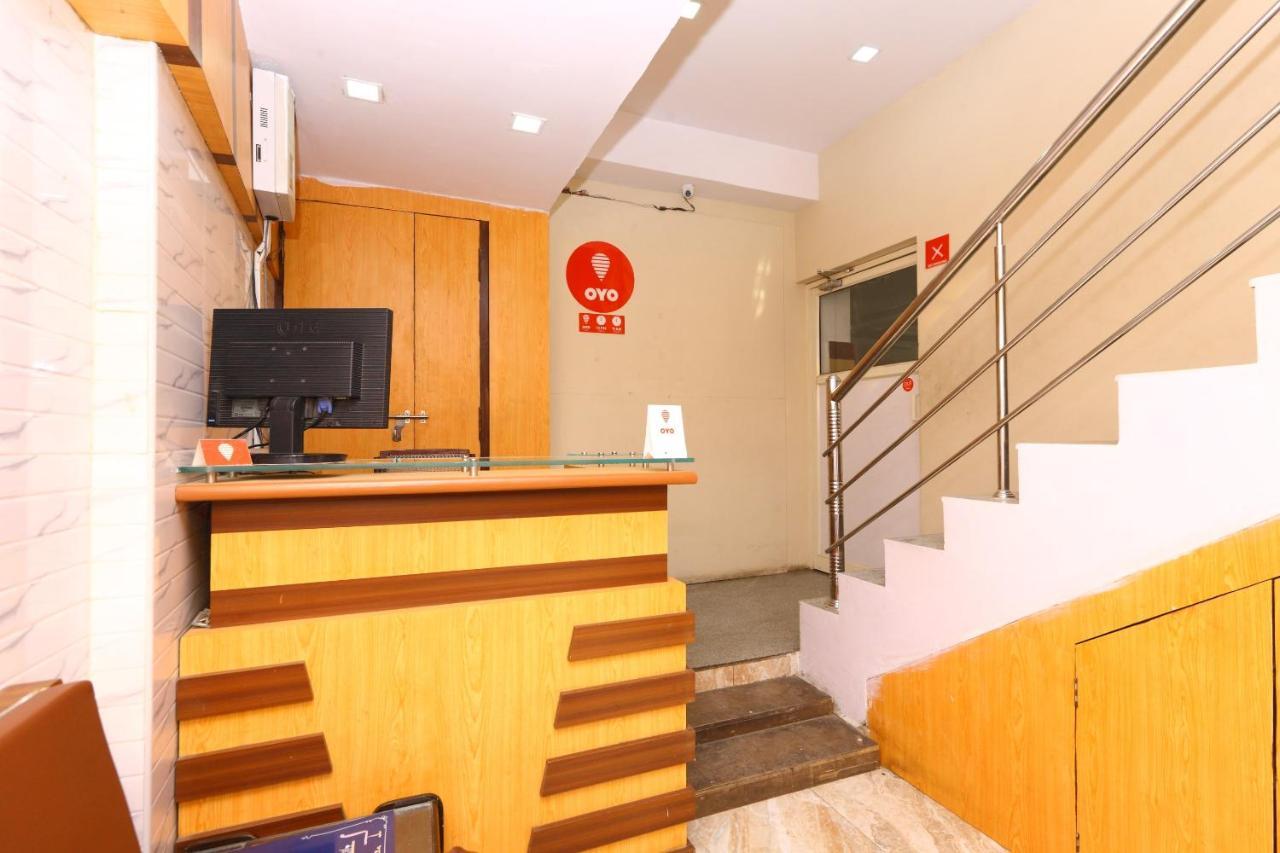Hotel Oyo 7224 Krishna Prasad Chennai Esterno foto