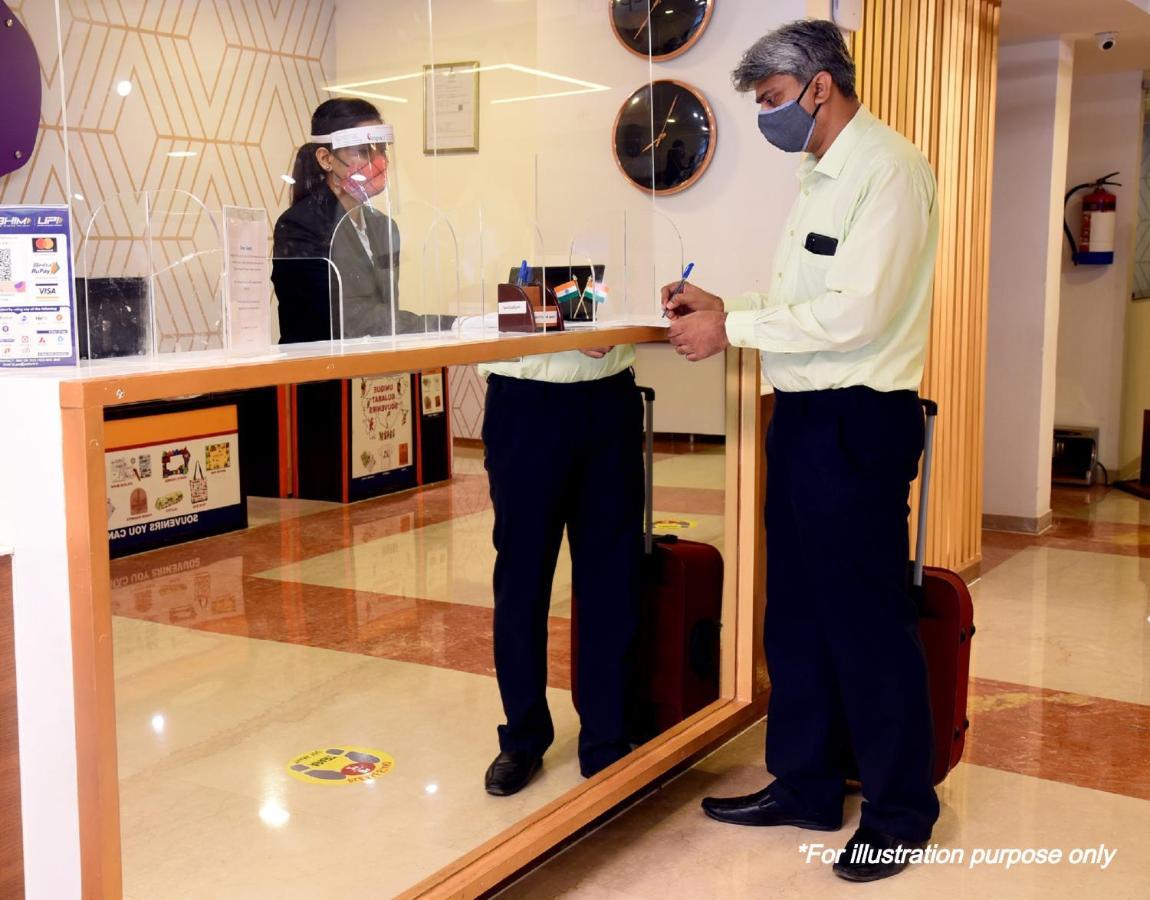 Hotel Oyo 7224 Krishna Prasad Chennai Esterno foto